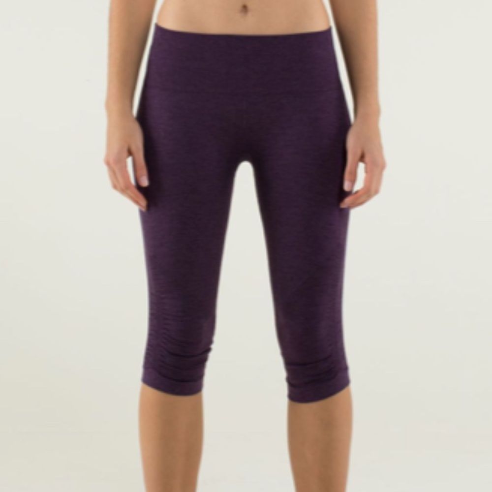 Lululemon In the Flow Crop II (HEATHERED DEEP ZINFANDEL)